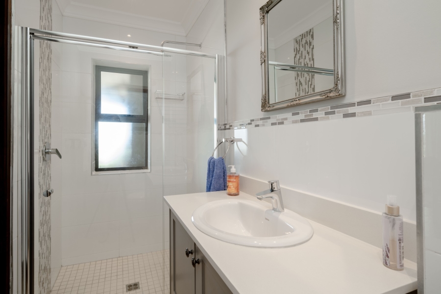4 Bedroom Property for Sale in The Hill Western Cape